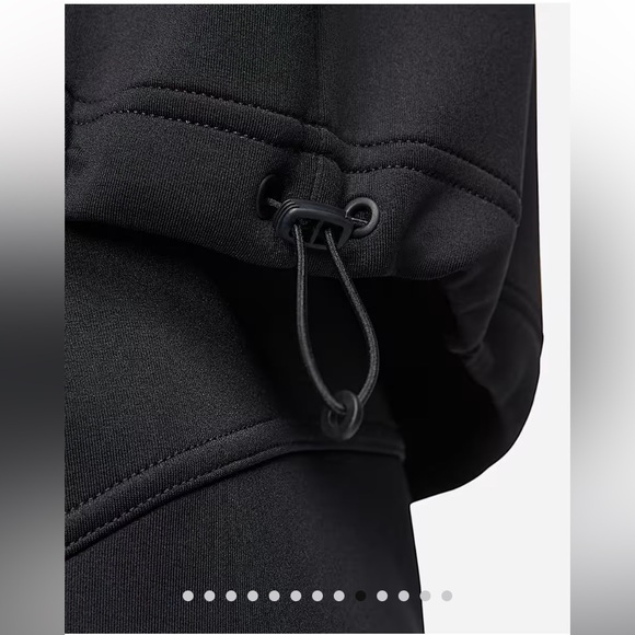 Nike Sustainable Materials
Nike Dri-FIT Prima
Women's 1/2-Zip Training Top - Picture 7 of 12